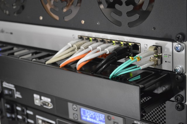 Read more about the article Expert Tips for Installing Data Cables in an Office Building